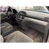 Image 58 : A12C --  2006 HONDA ODYSSEY , Silver, 374331 KM