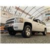 Image 2 : G6 --  2010 CHEVROLET SILVERADO 1500 LT CREW CAB 4X4, White, 159422 KM