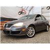 Image 2 : A6 --  2007 VW JETTA, Grey, 246344 KM