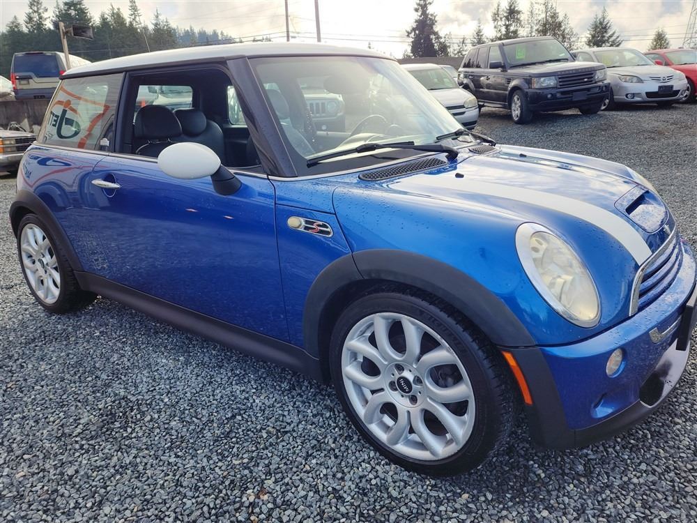 B3 -- 2006 MINI COOPER S, Blue, 196474 KM