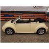 Image 25 : A4 --  2004 VW BEETLE GLX CONVERTIBLE, Yellow, 124549 KM "NO RESERVE"