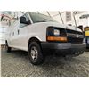 Image 8 : A12E --  2012 CHEVROLET EXPRESS 2500 CARGO VAN, White, 340072 KM