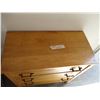 Image 3 : 3-Drawer Dresser on Caster - 1920's Maple - Newer Pulls   OFF SITE