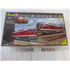 Image 1 : (2) 1:87 Diesel Locomotive Model Kits-new