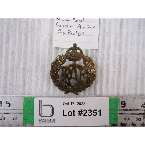 WW II Royal Canadian Air Force Cap Badge