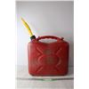 Image 1 : Plastic Jerry Can