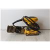 Image 3 : DeWalt 1/4" Sheet Palm Grip Sander w/ Box