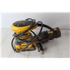 Image 5 : DeWalt 1/4" Sheet Palm Grip Sander w/ Box