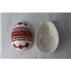 Image 3 : Ukrainian Pysanky Egg Dish and Salt and Pepper Shakers
