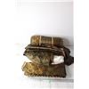Image 1 : Assorted Linens, Pillow
