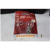 Image 5 : (4) Yamalube SAE - 10w -40 - Brake Light Bulb - Yamha Oil Filter