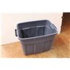 Image 2 : *(2) Totes (no lids)