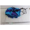 Image 1 : Blue Clothed Hanging Lamp - Works