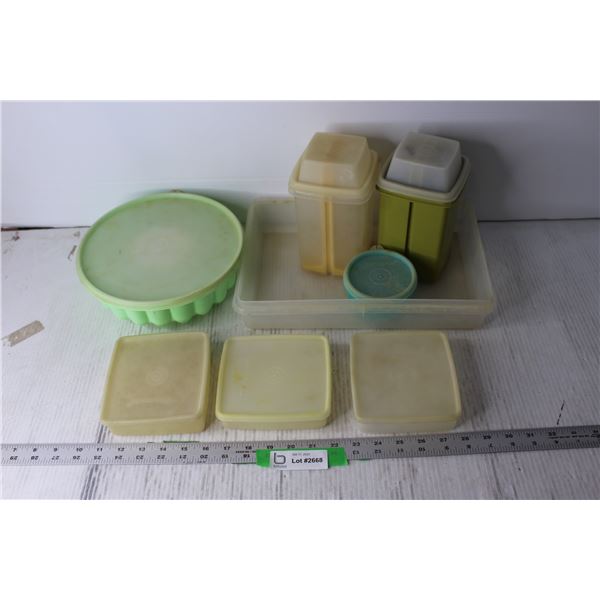 (8) Assorted Tupperware Containers