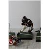 Image 3 : (3) NFL Figurines