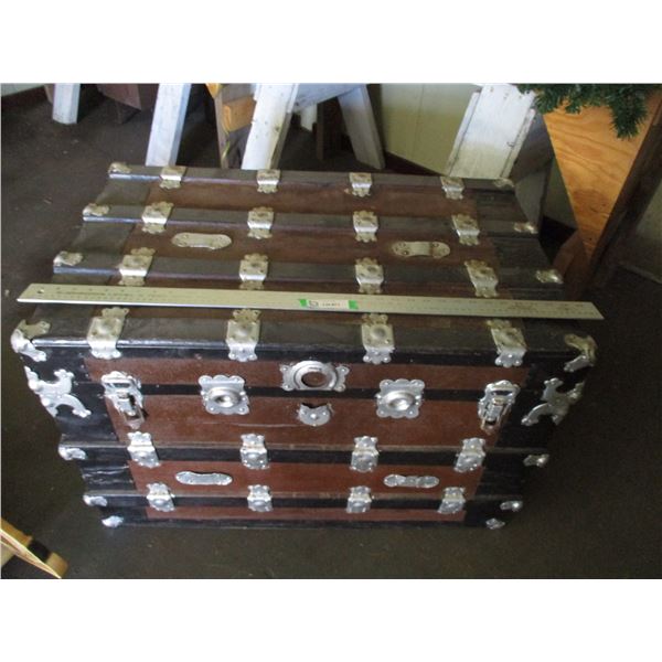 Shipping Trunk (34 x 21")