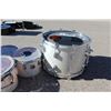 Image 3 : ** Pearl Drum Set