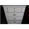 Image 3 : ** 4-Drawer Dresser on Casters