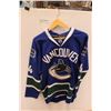 Image 1 : Vancouver Canucks Hockey Jersey Burrows #14 - Size XL