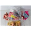 Image 5 : (2) Vintage Barbie Dolls and Clothing