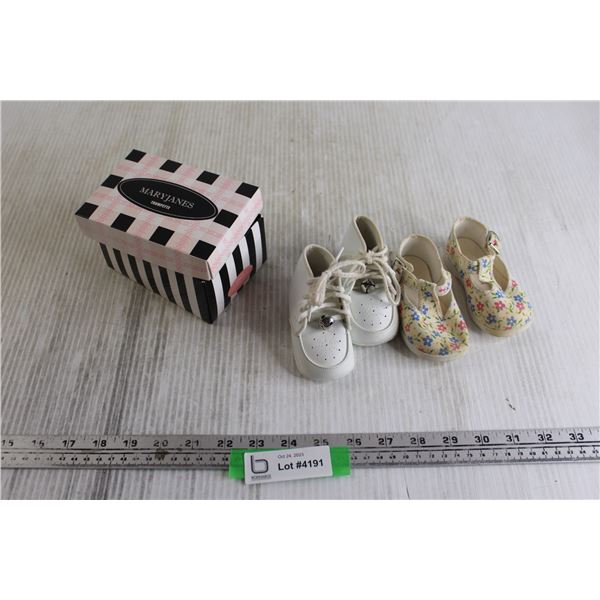 (2) Pairs Newborn Shoes - 1970s