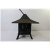 Image 2 : Cast Iron Pagoda Lantern