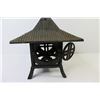 Image 3 : Cast Iron Pagoda Lantern
