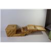 Image 2 : Vintage Fold-Out Wooden Sewing Box