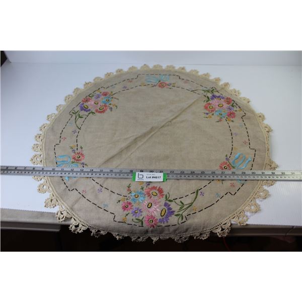 Round Table Cover (27  wide)