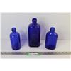 Image 1 : (3) Blue Glass Bottles