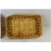 Image 4 : Anchor Hocking Baking Dish (chipped) - (2) Baskets