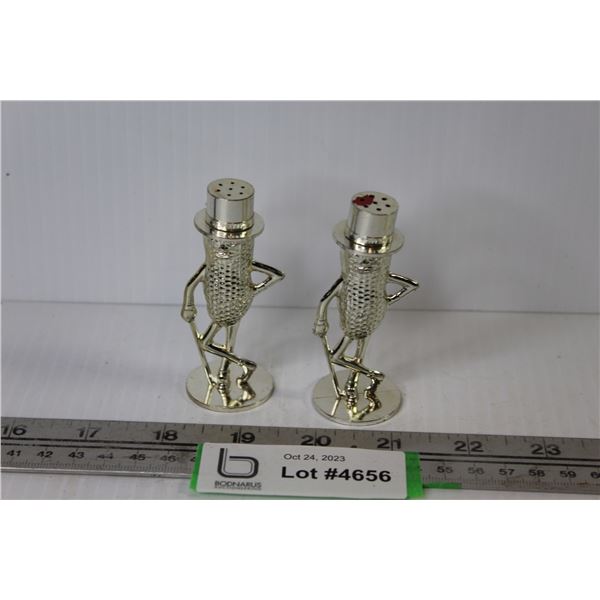 (2) Plastic and Chrome Mr. Peanut Salt & Pepper Shakers