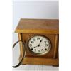 Image 2 : Vintage Clock with Pendulum and (2) Keys