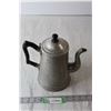 Image 1 : Metal Kettle