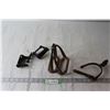 Image 1 : Stirrups + (2) Clamps + Spur