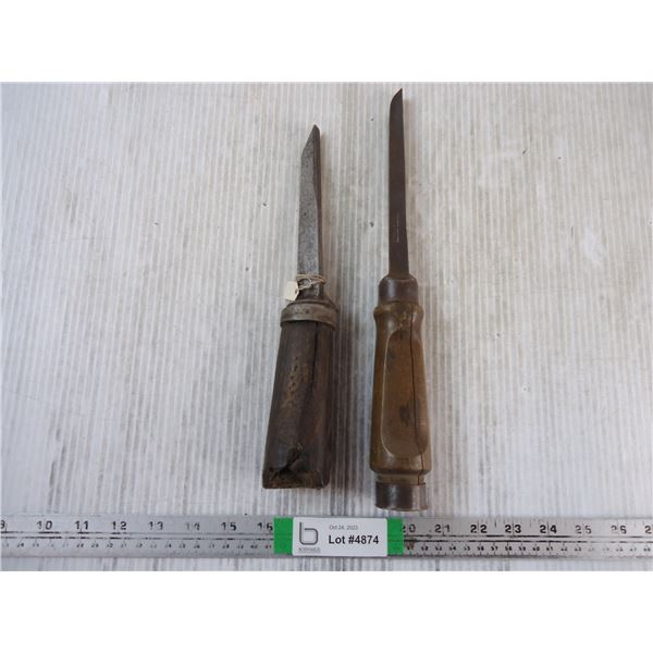 (2) Antique Carpenter Wood Chisels