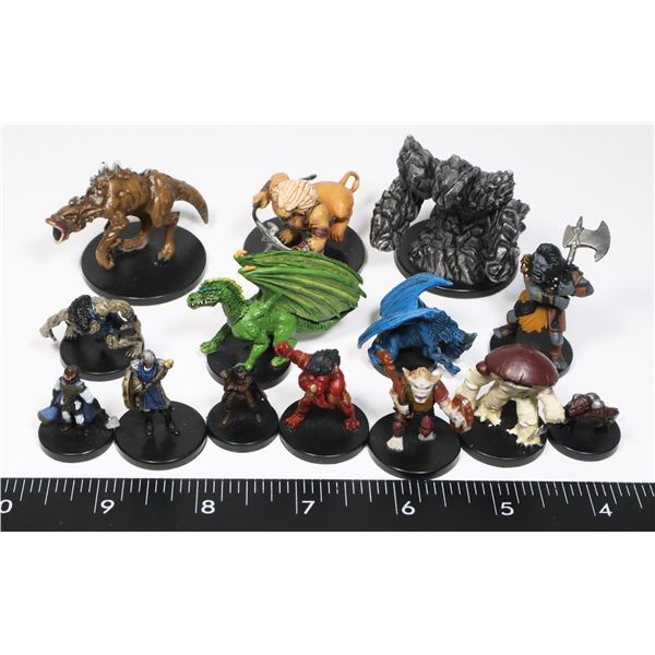 #165 DUNGEONS & DRAGONS MINIATURES 2004 LOT OF 14