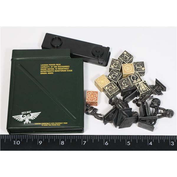 #169 WARHAMMER 40K LASGUN POWER PACK DICE IN TIN