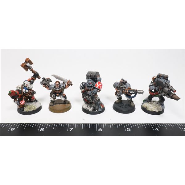 #189 WARHAMMER 40K LOT OF 5 METAL SPACE MARINES