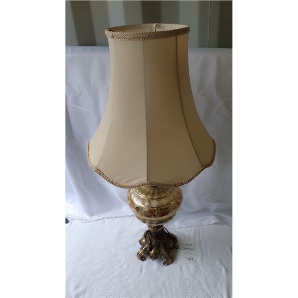 Vintage Lamp Cat B