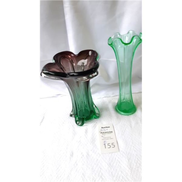 Uranium Glass Vase Cat A