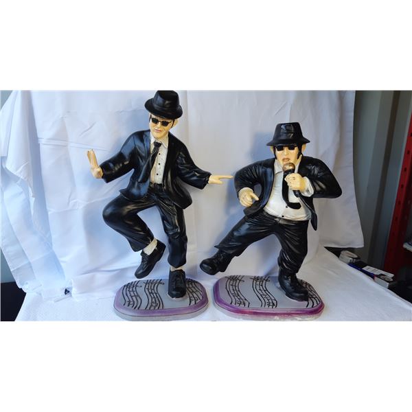 Blues Bro's statues Cat B
