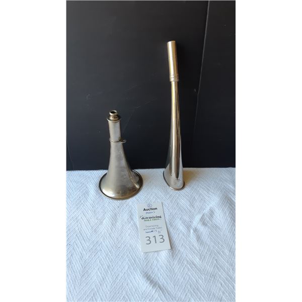 The Acme Hunting Horn Cat A