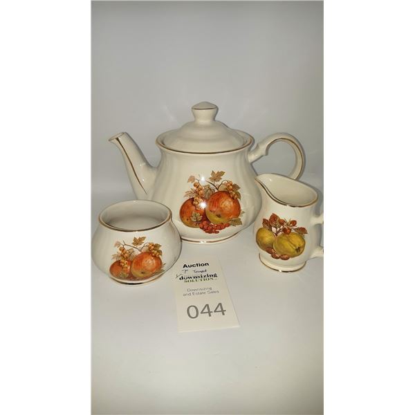 Sadler Teapot Cat A