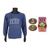 Image 1 : Lot #1618: STAR WARS: ORIGINAL TRILOGY (1977 - 1983) - Crew Sweatshirt, Patch & Belt Buckle Centrepi