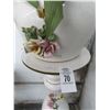 Image 2 : Capodimonte Floral Pedestal Vase w/Flowers & Wall Plate