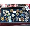 Image 1 : 20-Ornate Brooches - 20 X $