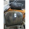 Image 2 : Belmont Vintage Barber Chair (Needs Restoration)