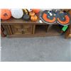 Image 1 : Vintage Oak Style Coffee Table