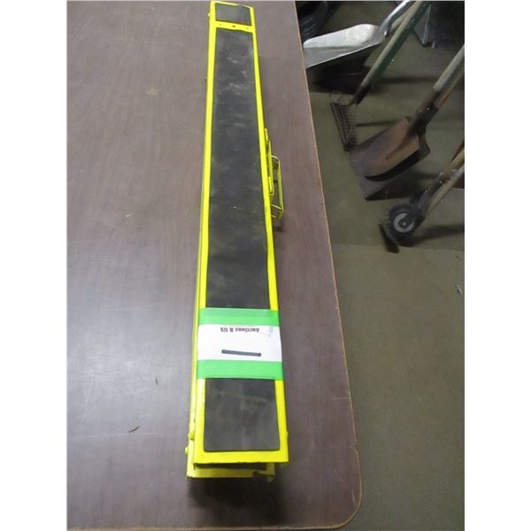 ESTATE:  SET OF FOLDING SAW HORSES